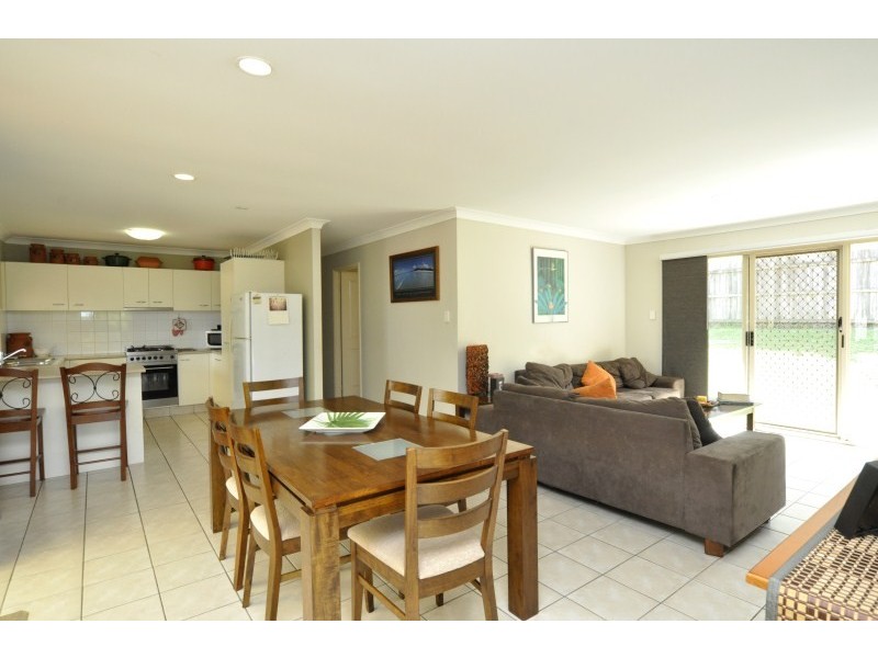 15 Davis Cup Court, Oxenford QLD 4210