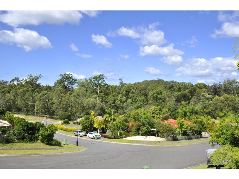 15 Davis Cup Court, Oxenford QLD 4210