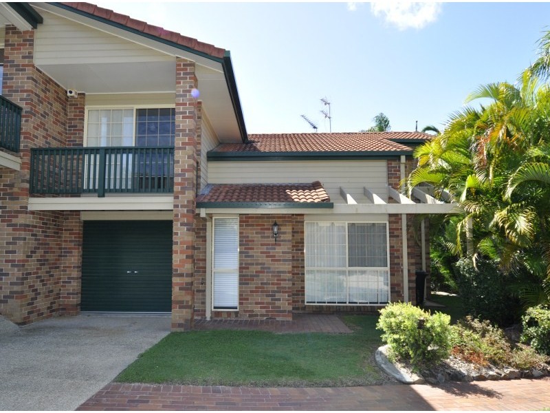 1/2 Doyalson Place, Helensvale QLD 4212