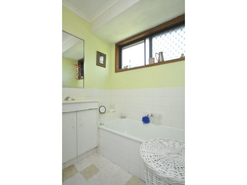 2/10 Fonda Place, Oxenford QLD 4210