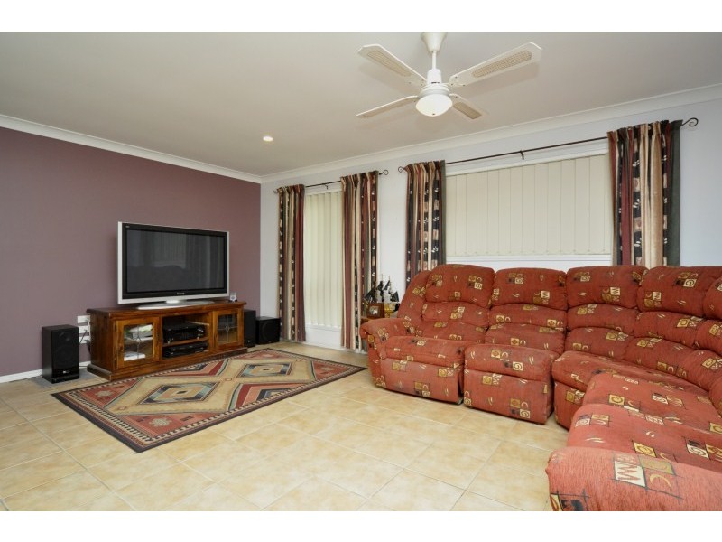1/7 Jayden Place, Molendinar QLD 4214
