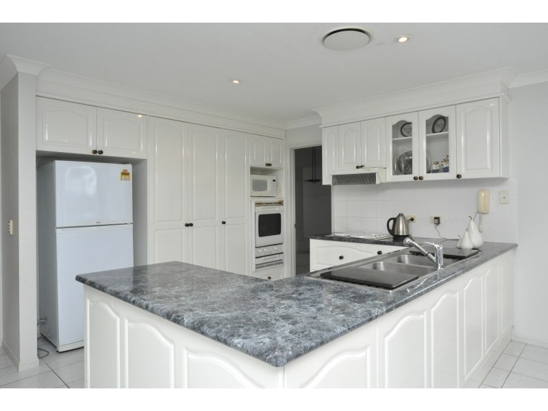 38 Crestridge Crescent, Oxenford QLD 4210