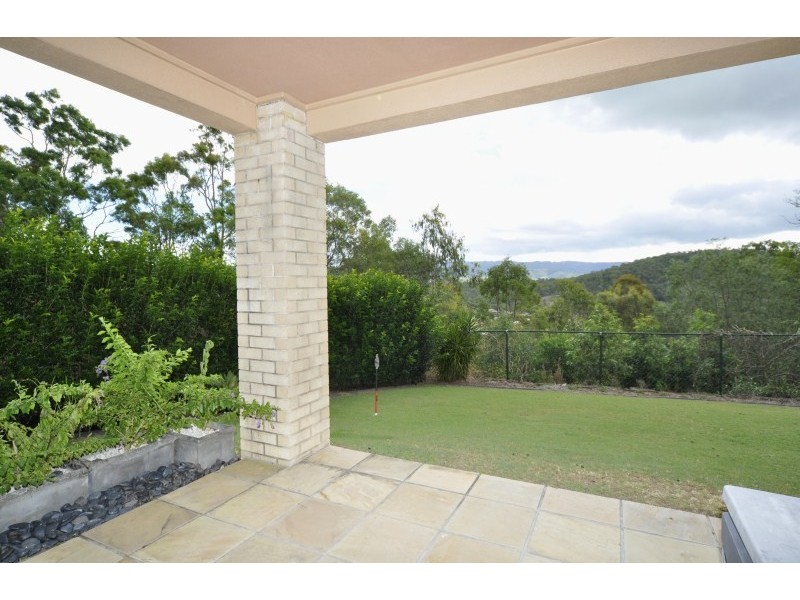 38 Crestridge Crescent, Oxenford QLD 4210