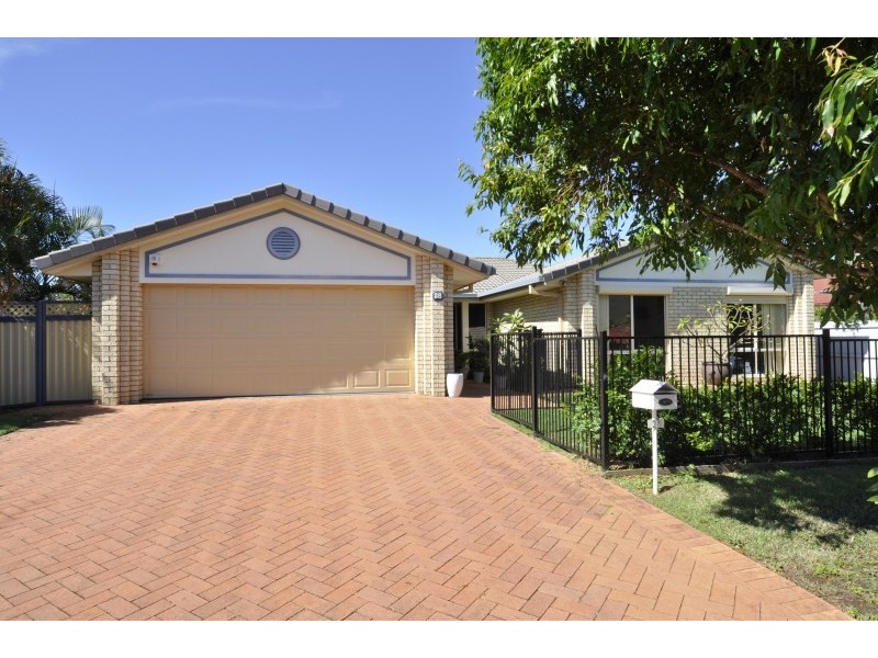 28 Roseapple Circuit, Oxenford QLD 4210