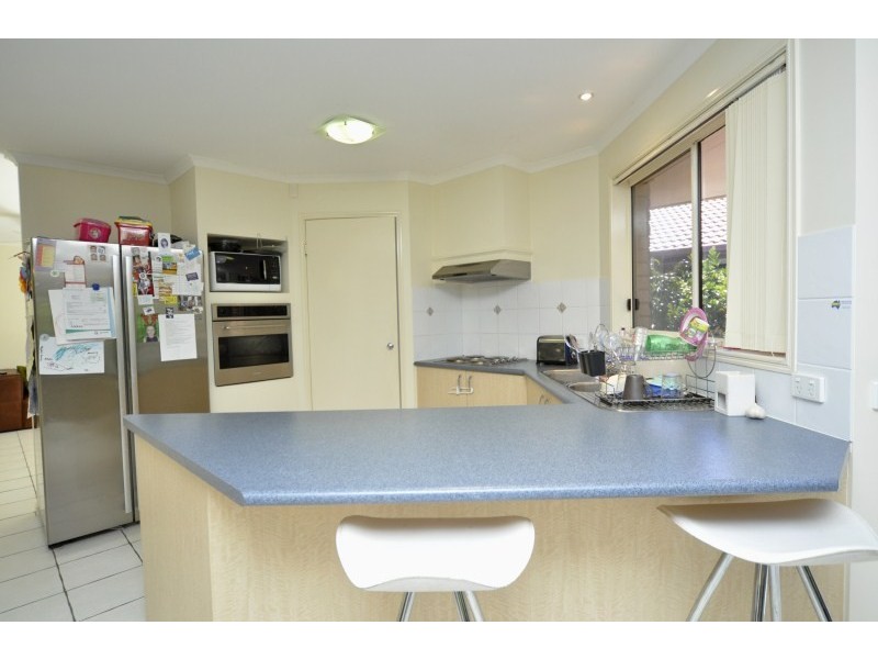 28 Roseapple Circuit, Oxenford QLD 4210
