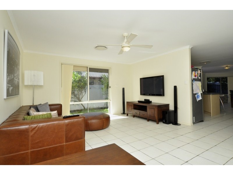 28 Roseapple Circuit, Oxenford QLD 4210