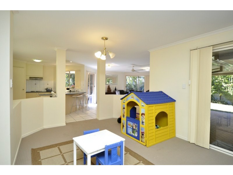 28 Roseapple Circuit, Oxenford QLD 4210