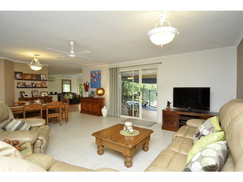 21 Palmerston Drive, Oxenford QLD 4210