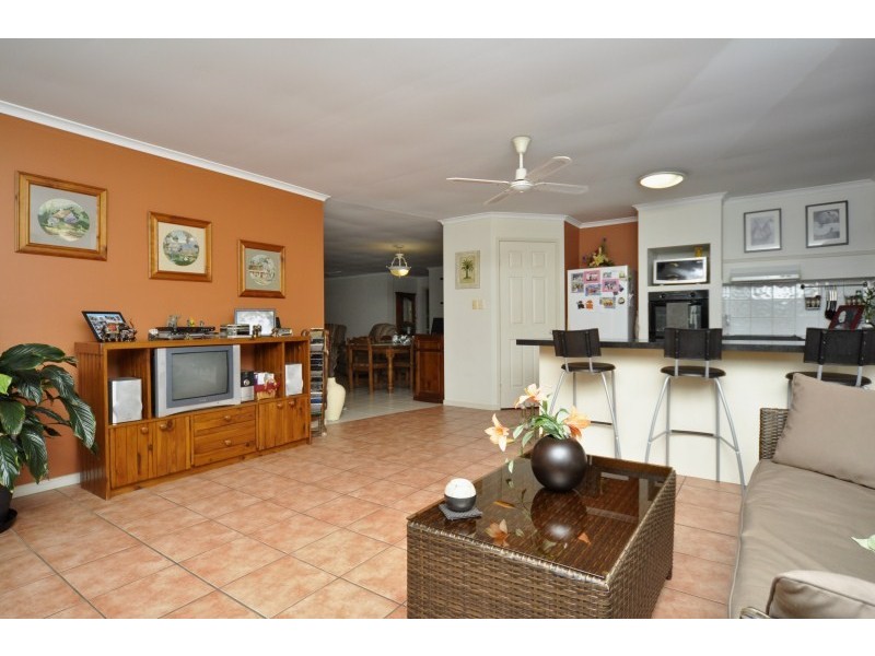 21 Palmerston Drive, Oxenford QLD 4210