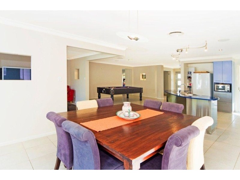 19 Waterside Esplanade, Monterey Keys QLD 4212