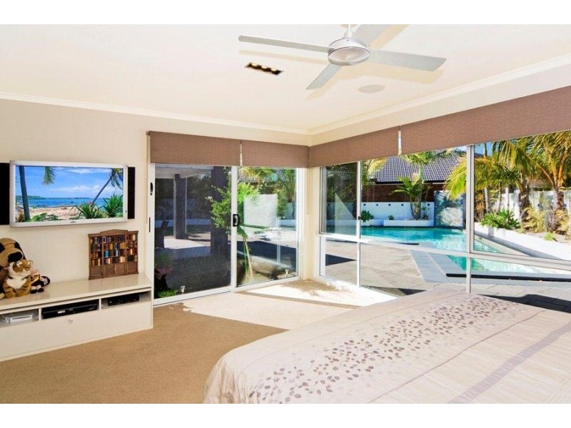 19 Waterside Esplanade, Monterey Keys QLD 4212
