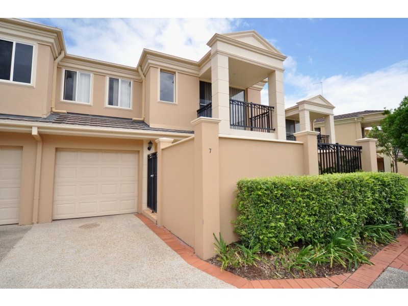 7/433 Brisbane Road, Coombabah QLD 4216