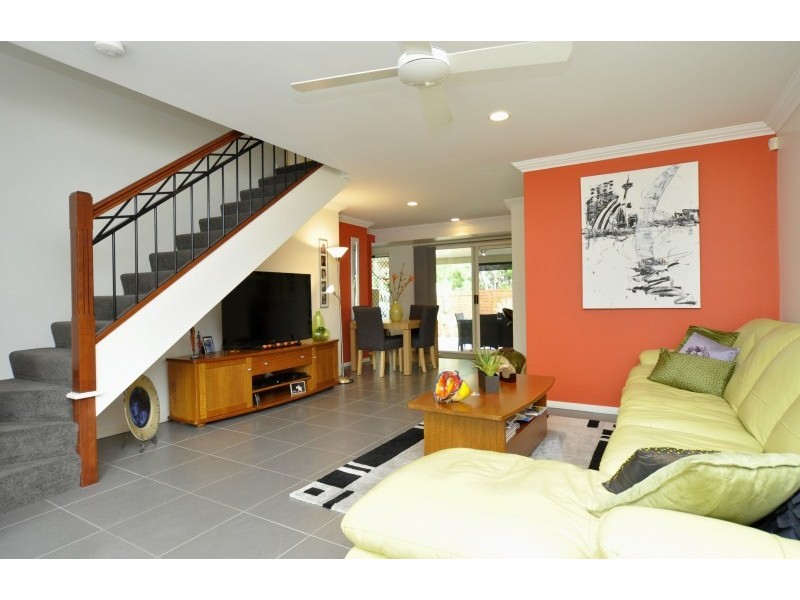 7/433 Brisbane Road, Coombabah QLD 4216
