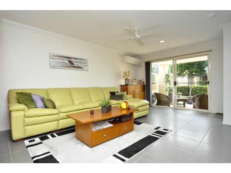 7/433 Brisbane Road, Coombabah QLD 4216