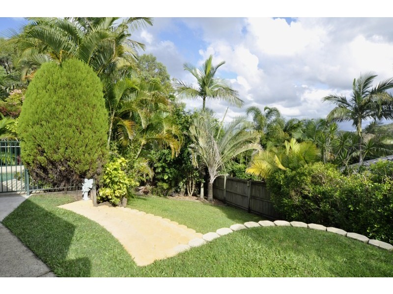 64 California Drive, Oxenford QLD 4210