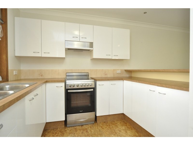 1/10 Raftery Street, Ashmore QLD 4214