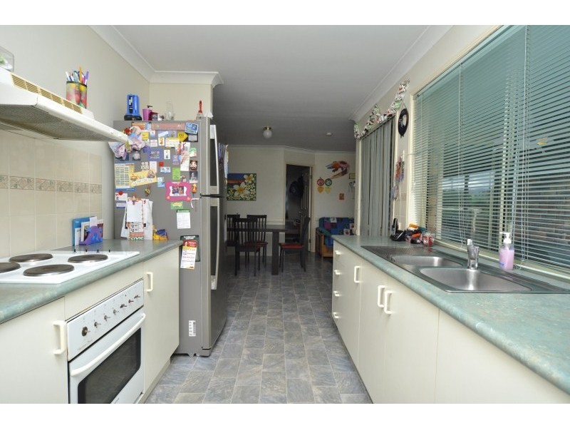 10 Guy Lane, Oxenford QLD 4210