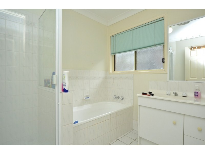 10 Guy Lane, Oxenford QLD 4210