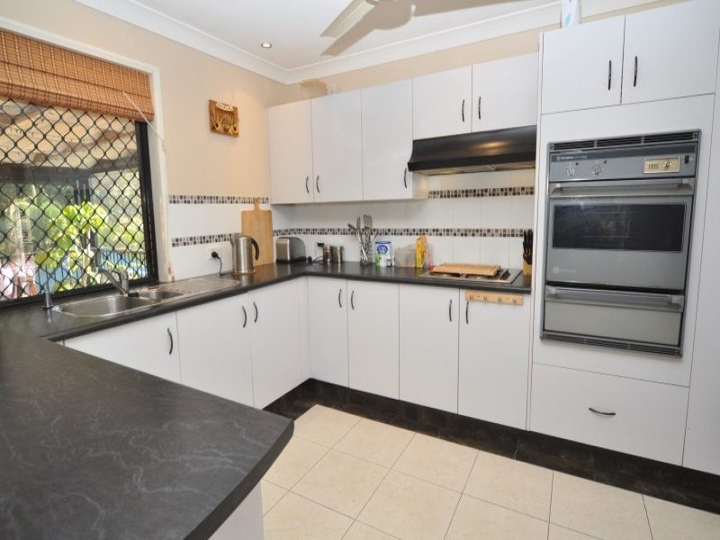 7 Atherton Court, Helensvale QLD 4212