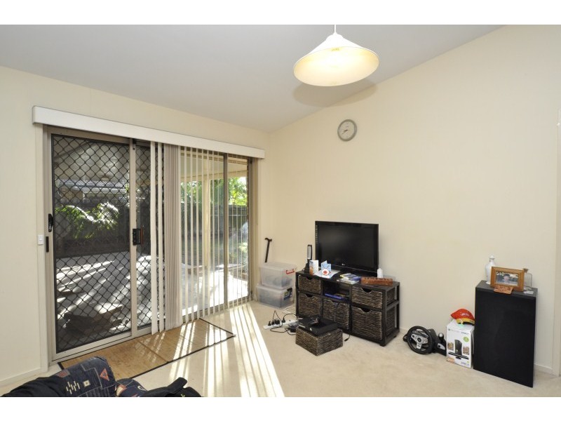 95 Mildura Drive, Helensvale QLD 4212