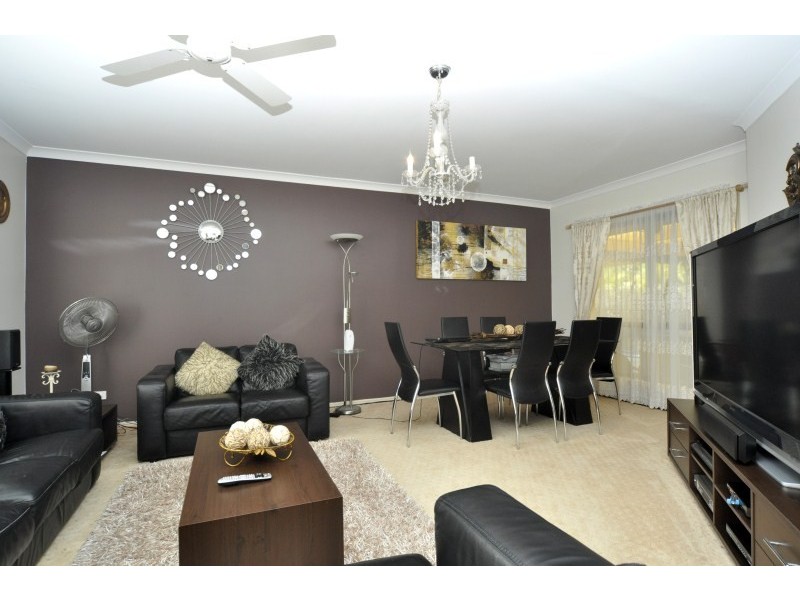 27 Easter Crescent, Pacific Pines QLD 4211