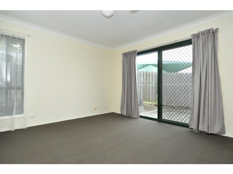 52 Marble Arch Place, Arundel QLD 4214