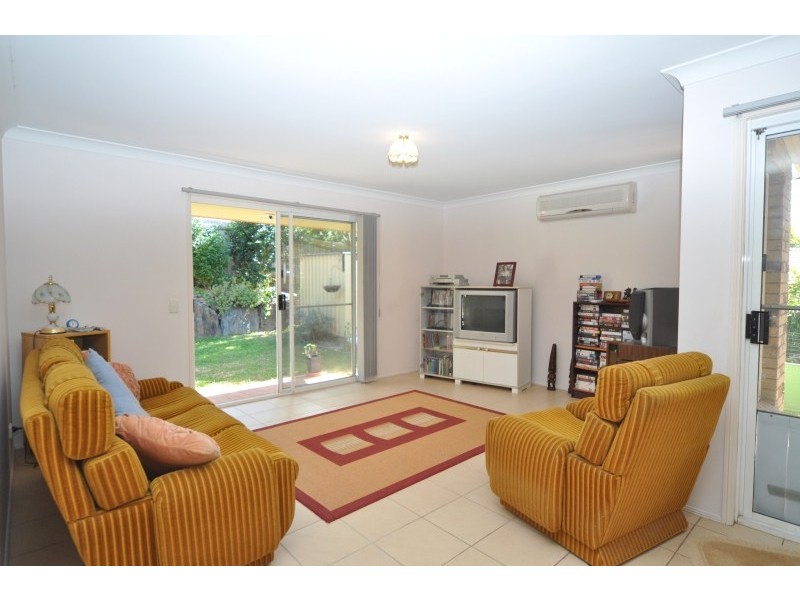 66 Village Way, Oxenford QLD 4210