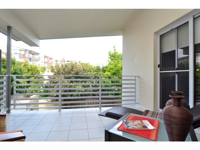 10/1 Boulton Drive, Nerang QLD 4211