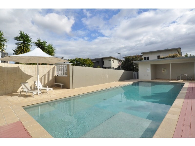 10/1 Boulton Drive, Nerang QLD 4211