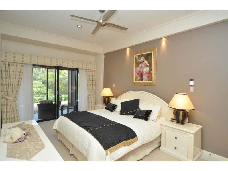 10 Oceanblue Rise, Upper Coomera QLD 4209