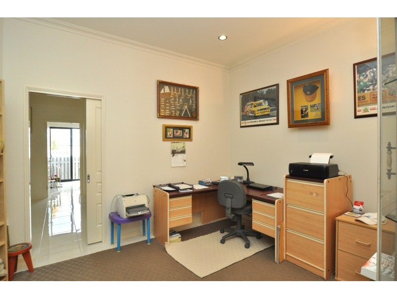 10 Oceanblue Rise, Upper Coomera QLD 4209