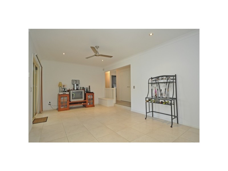 12 Gosford Court, Helensvale QLD 4212