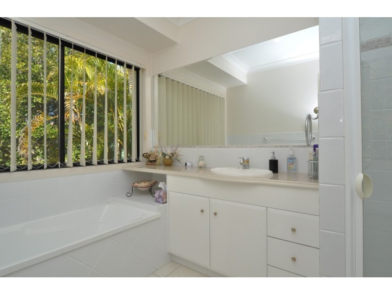 8 The Parade, Monterey Keys QLD 4212