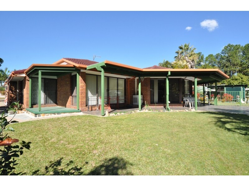 51 Riversdale Drive, Oxenford QLD 4210