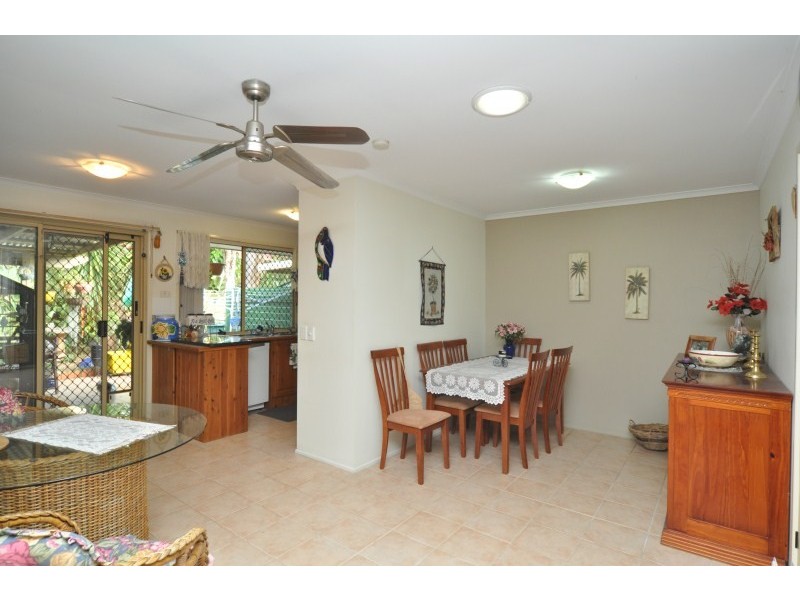 4/11 Vine Court, Oxenford QLD 4210