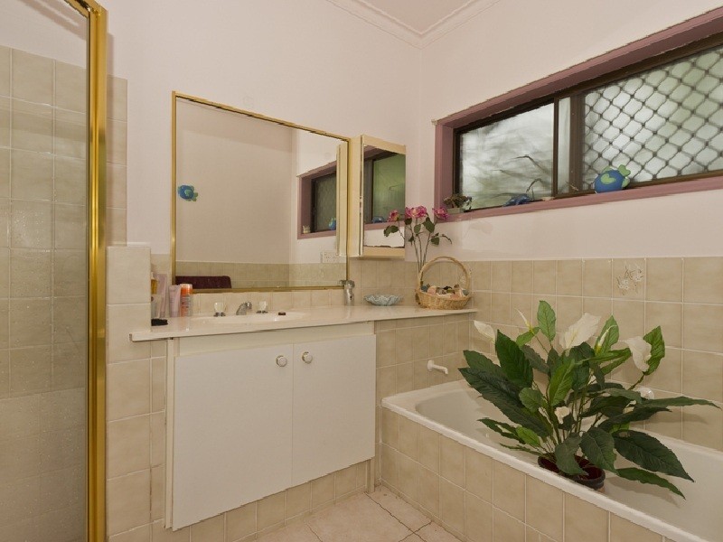 56 Riversdale Road, Oxenford QLD 4210