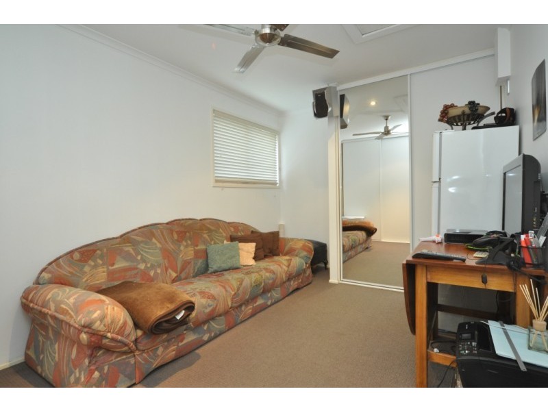 56 Studio Drive, Oxenford QLD 4210