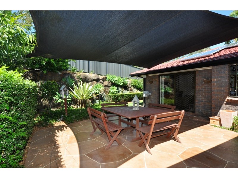 8 Linksview Court, Helensvale QLD 4212