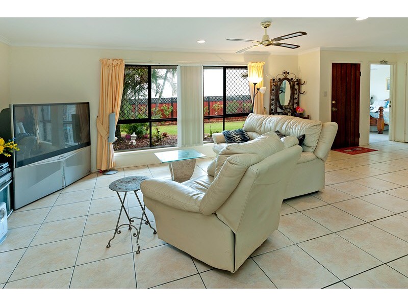 10 Erindale Court, Helensvale QLD 4212