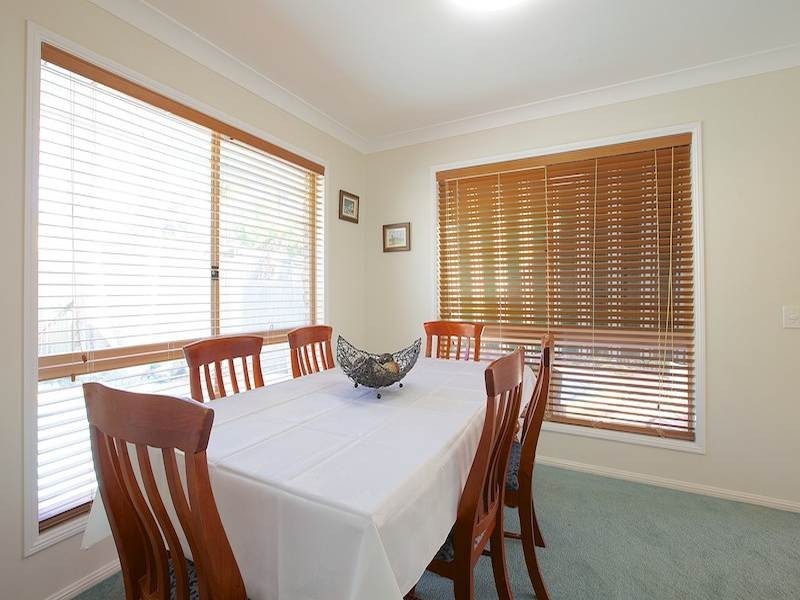 9 Plympton Court, Helensvale QLD 4212