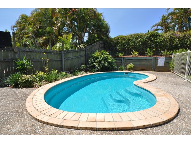 17 Cootharaba Drive, Helensvale QLD 4212