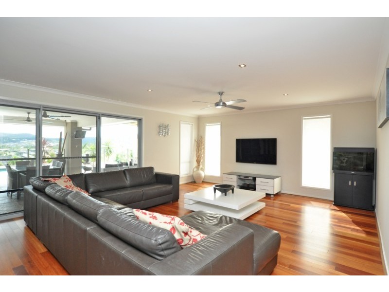 94 Salvado Drive, Pacific Pines QLD 4211
