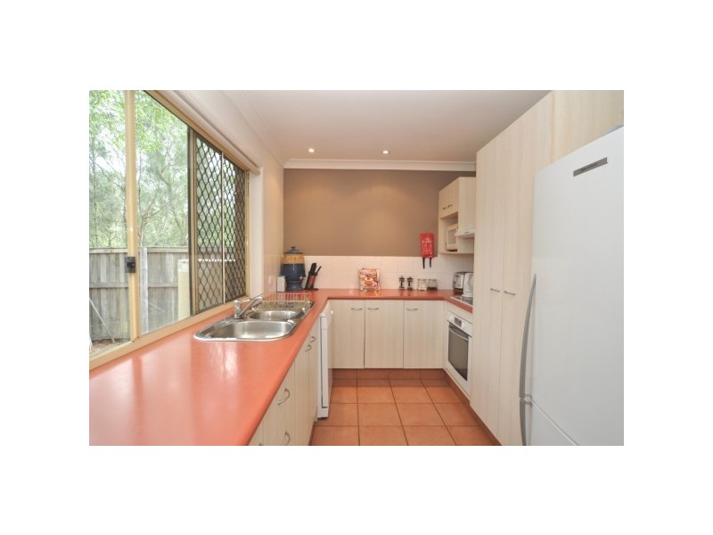 35 TRADE WINDS DRIVE, Helensvale QLD 4212