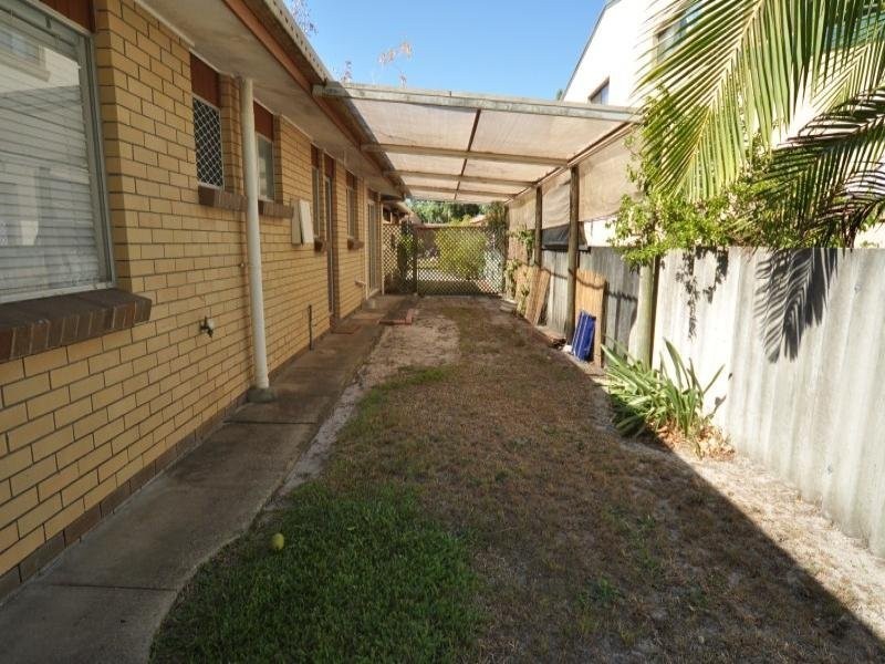 19 Nalkari Street, Coombabah QLD 4216