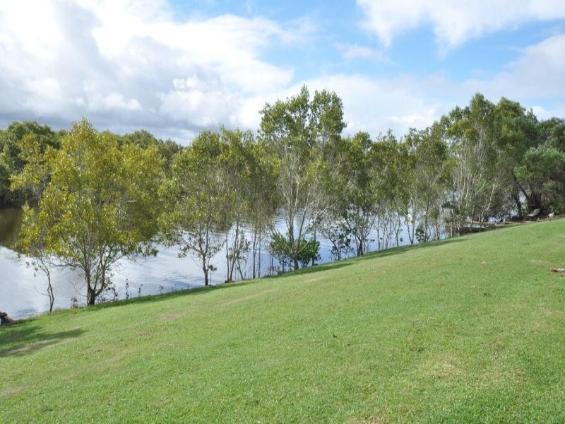 63 The Estuary, Coombabah QLD 4216