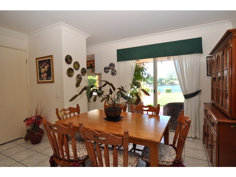 64 Burrendong Road, Coombabah QLD 4216