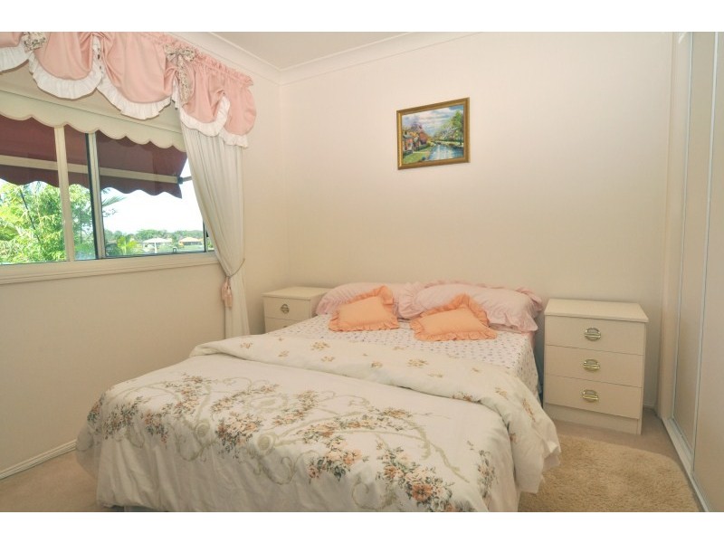 64 Burrendong Road, Coombabah QLD 4216