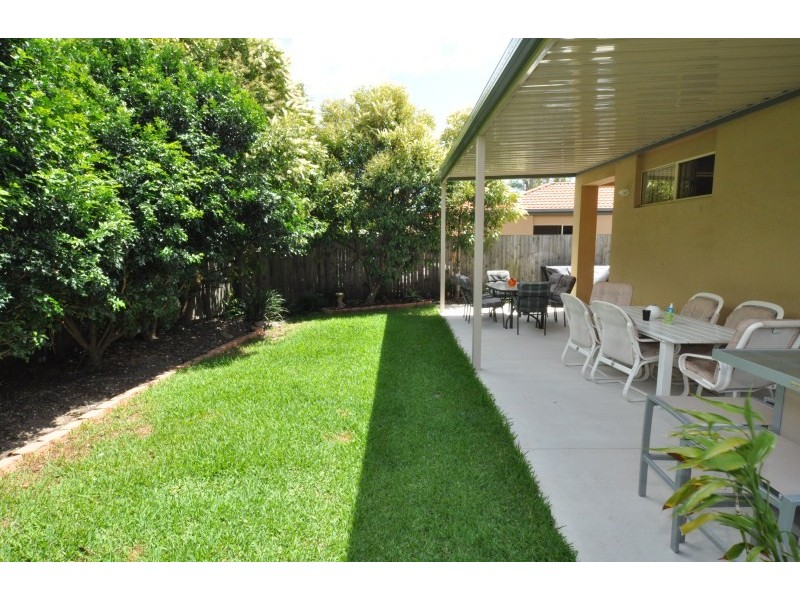 5 Laine Place, Coombabah QLD 4216