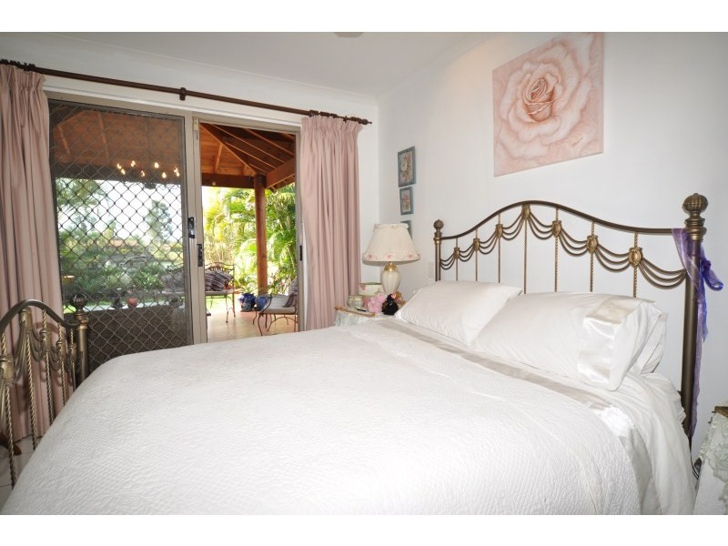 1/29 Kangaroo Avenue, Coombabah QLD 4216