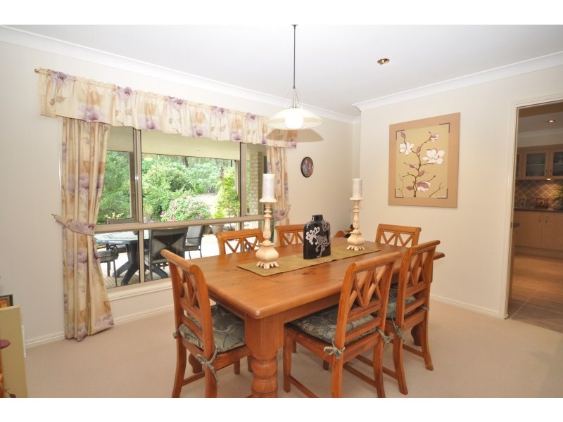 6 Nabberu Street, Maudsland QLD 4210
